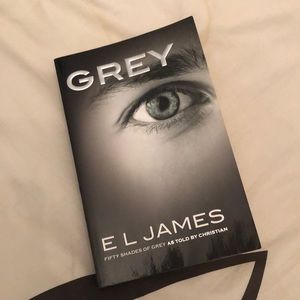 GREY- E L JAMES